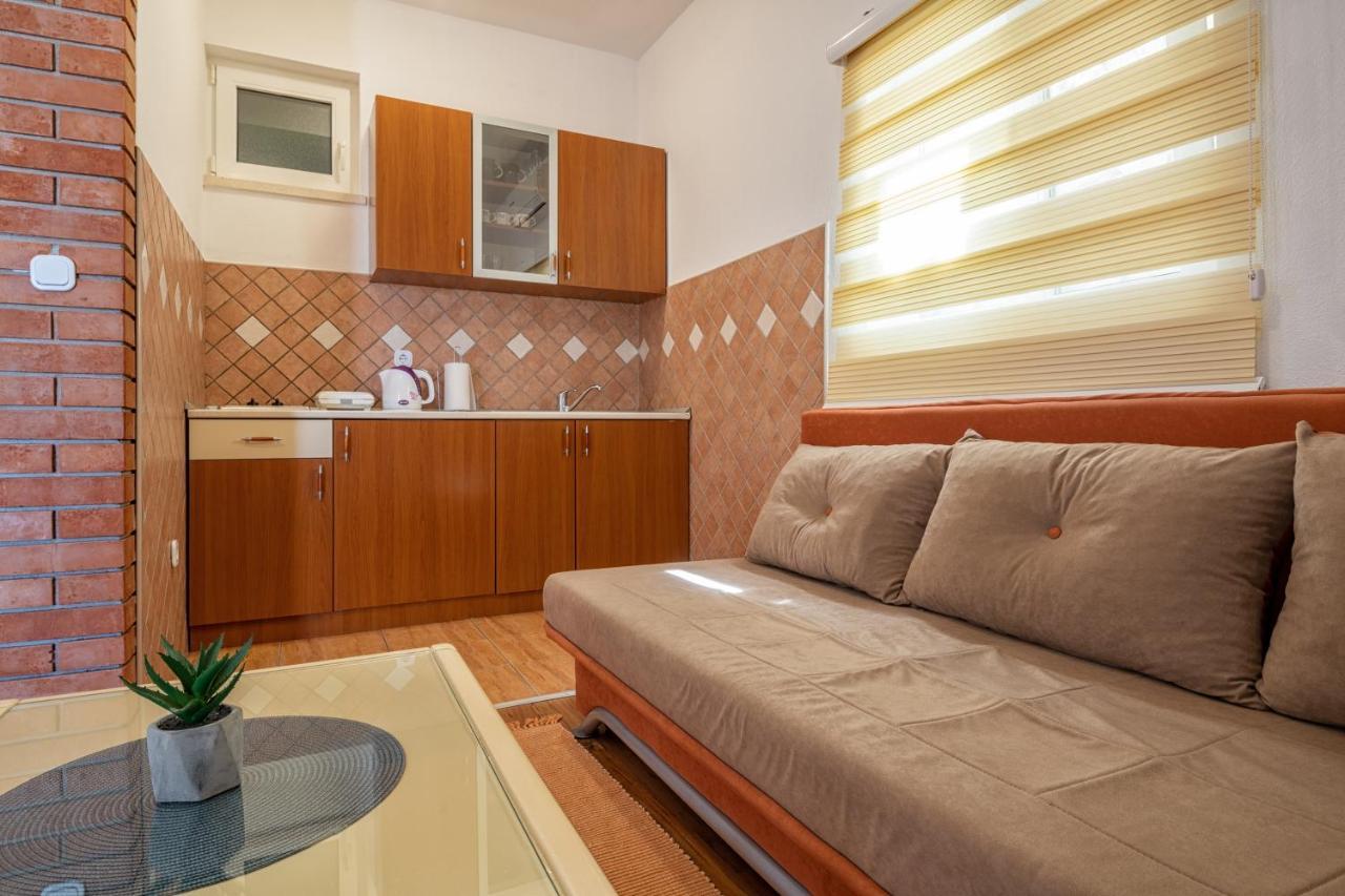 Apartments Leona Неум Экстерьер фото